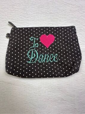 thirty-one Mini Zipper Pouch Polka Dot  
“ I 🩷 Dance “ I Love Dance
